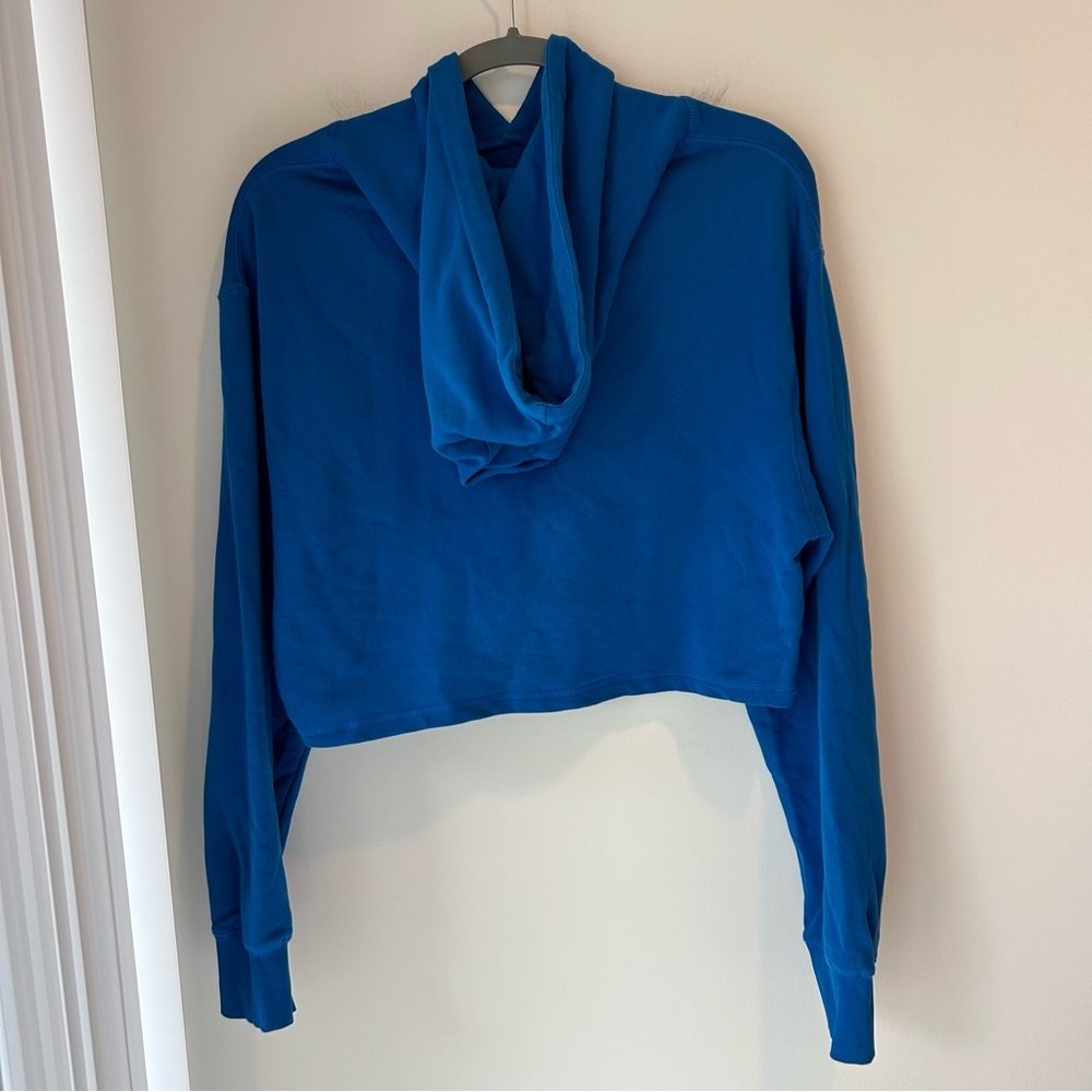 Favorite Daughter The Cropped Hoodie Skydiver Blue Size Medium - Picture 6 of 7